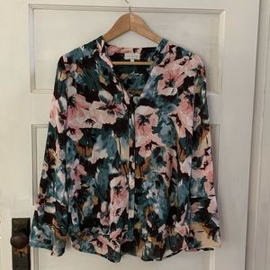 Lucky Brand Size M Floral Top